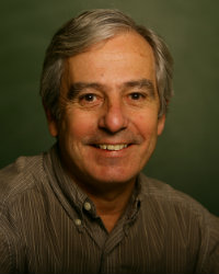 Notre Dame physicist Jay LaVerne selected as a member of the Radiation Research Society’s inaugural class of Fellows
