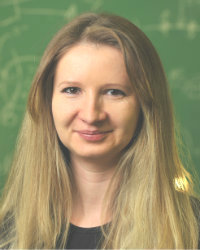 Professor Ptasinska Presenting